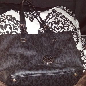 Authentic Michael Kors purse